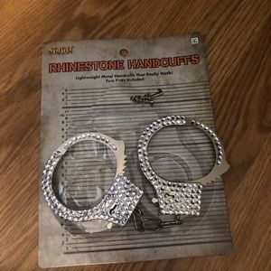 Jeweled Handcuffs- great for a Halloween Costume